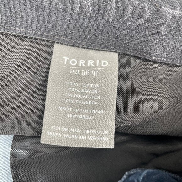 torrid Women's Helios Bombshell Stretch Wide Leg High-Rise Jeana Plus Sz 28 - Picture 7 of 9